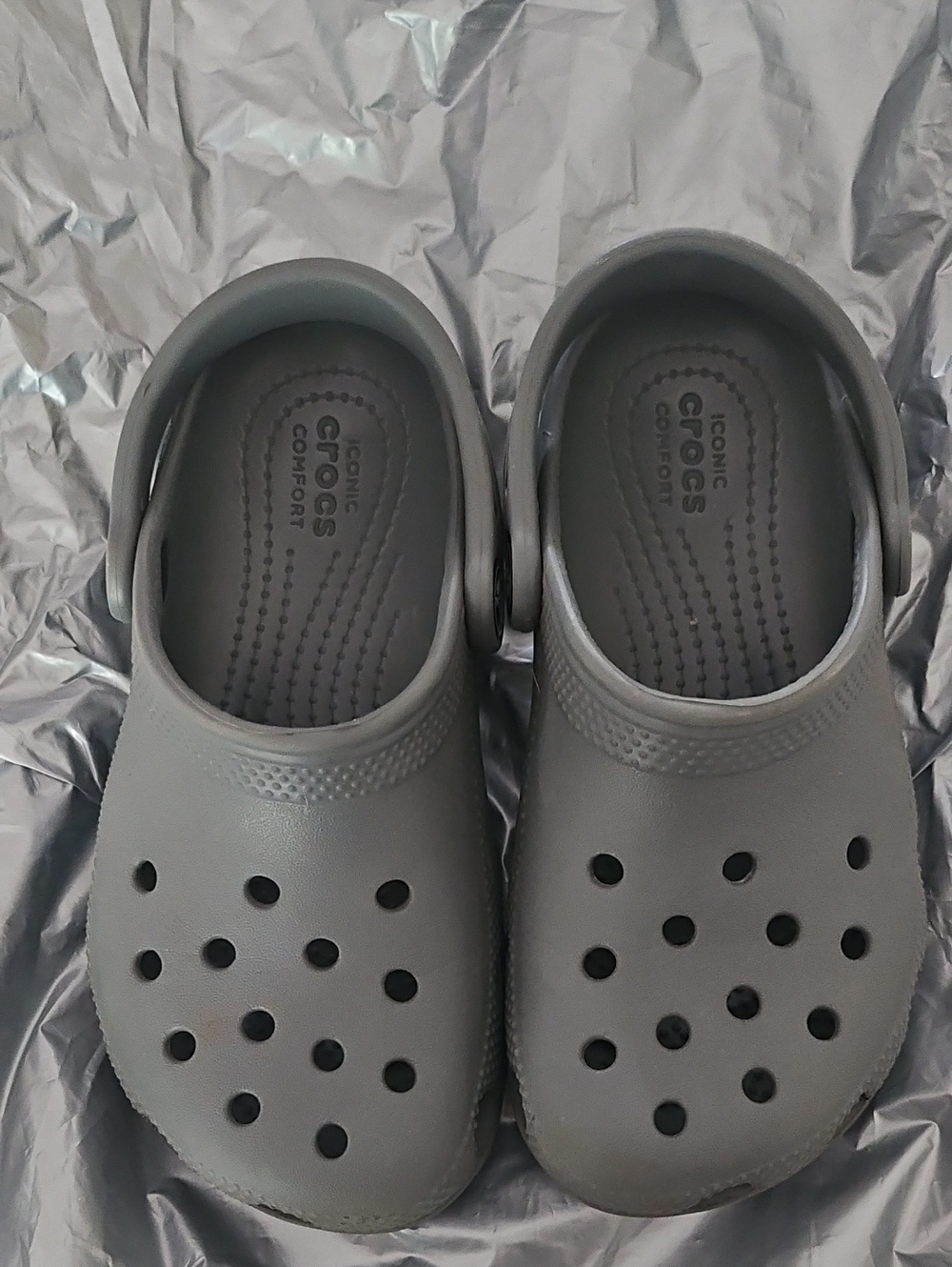 CROCS Classic Clog in Gray